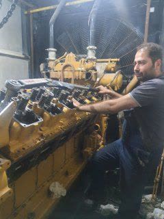 تعمیر اساسی دیزل ژنراتور کاترپیلار3516 با قدرت2000 کاوا 