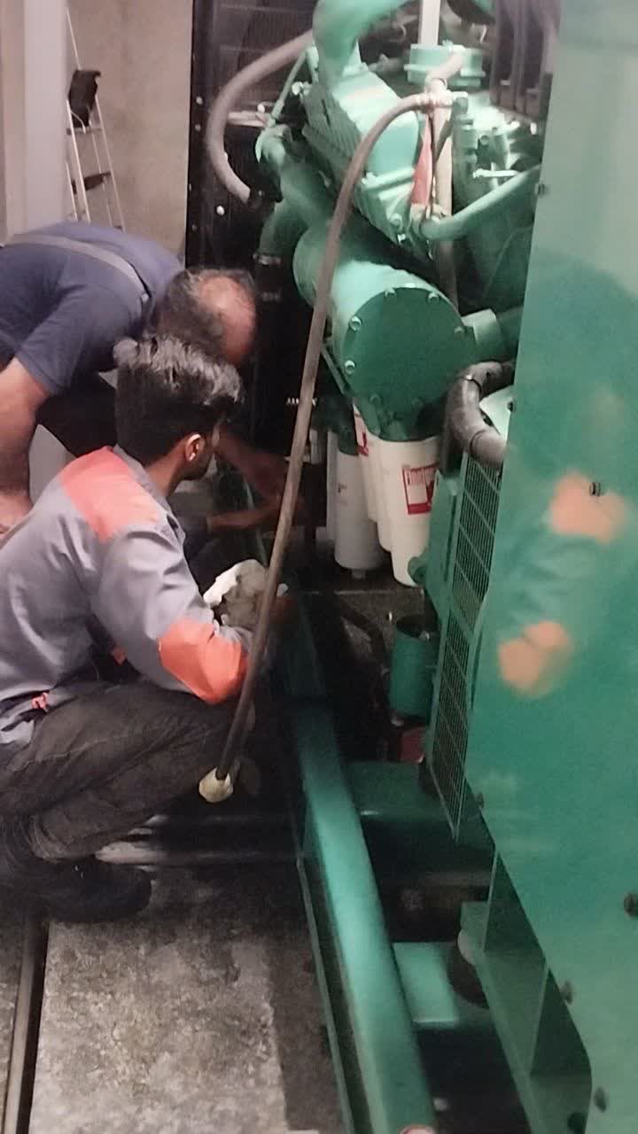 تعمیردیزل ژنراتور کمنز 670کاوا مدل qsx15