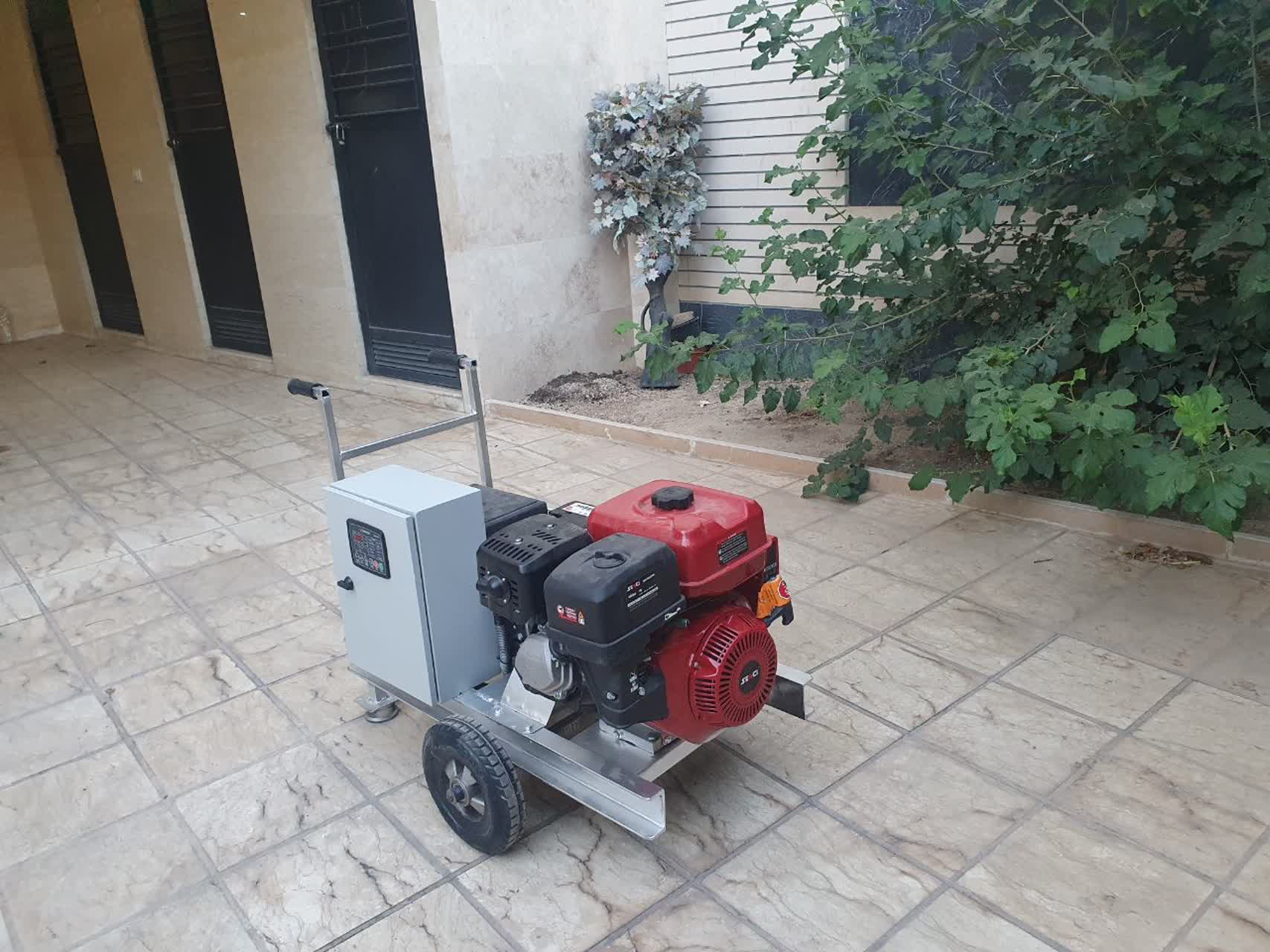 فروش ژنراتور 12 کاوا و 6.5 کاوا با ژنراتور مکالته ایتالیا تکفاز موتور سنسی بنزینی
